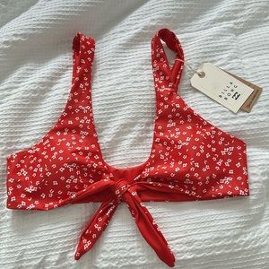 Billabong red and white floral bikini top